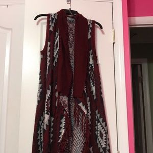 Sleeveless long cardigan